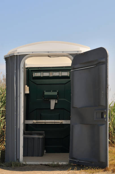 Portable Toilet Options We Offer in Lewisburg, WV